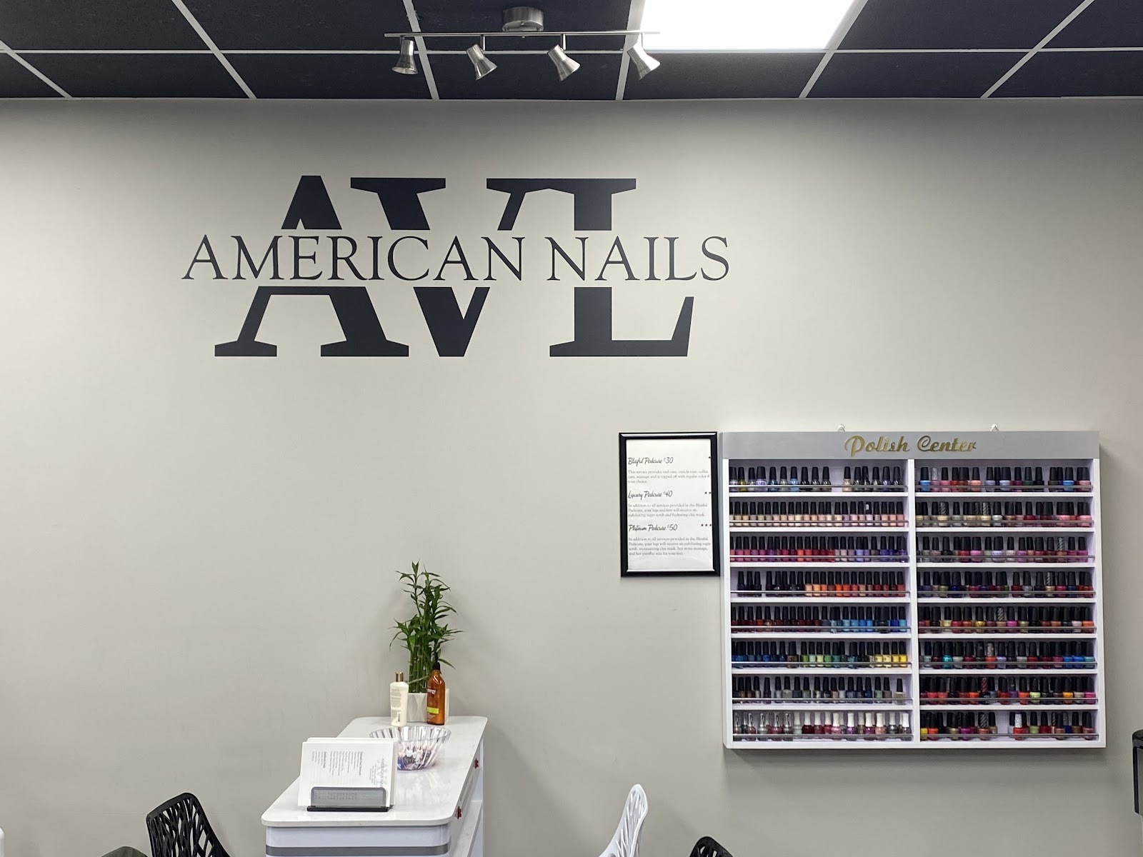 American Nails AVL logo